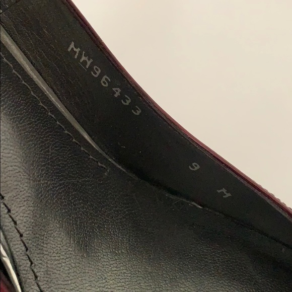 Stuart Weitzman Stilettos size 9 - Picture 5 of 5